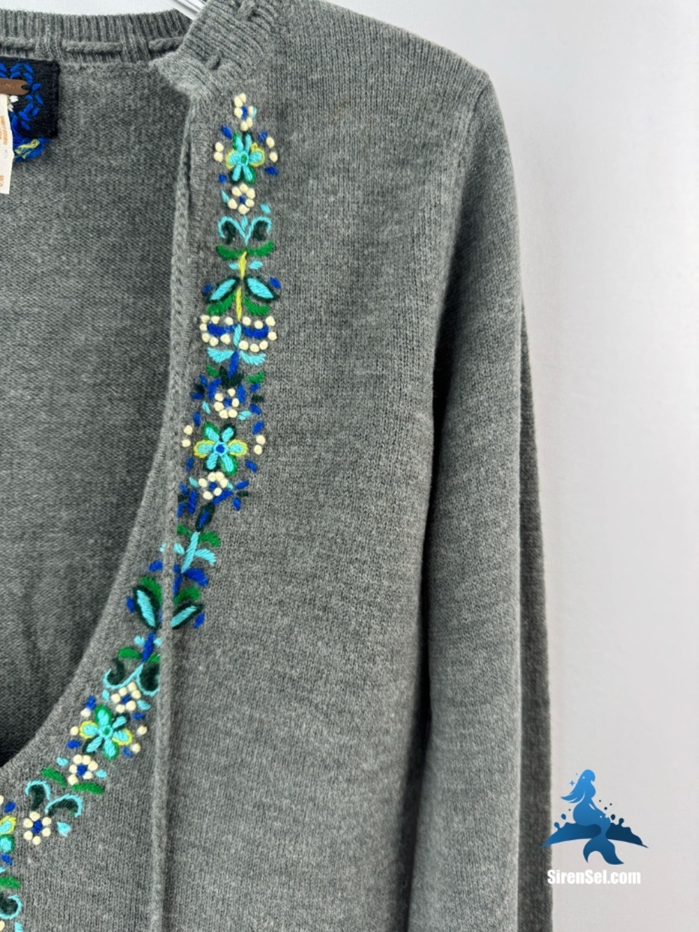 1314 FREE PEOPLE Embroidered Knit Tunic Sweater Tassel – XS – Gray - Picture 4 of 15